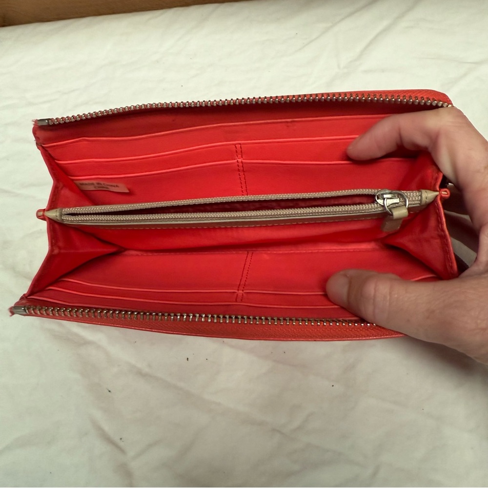 Coach Scarlet Leather Zip Wallet - Picture 3 of 4